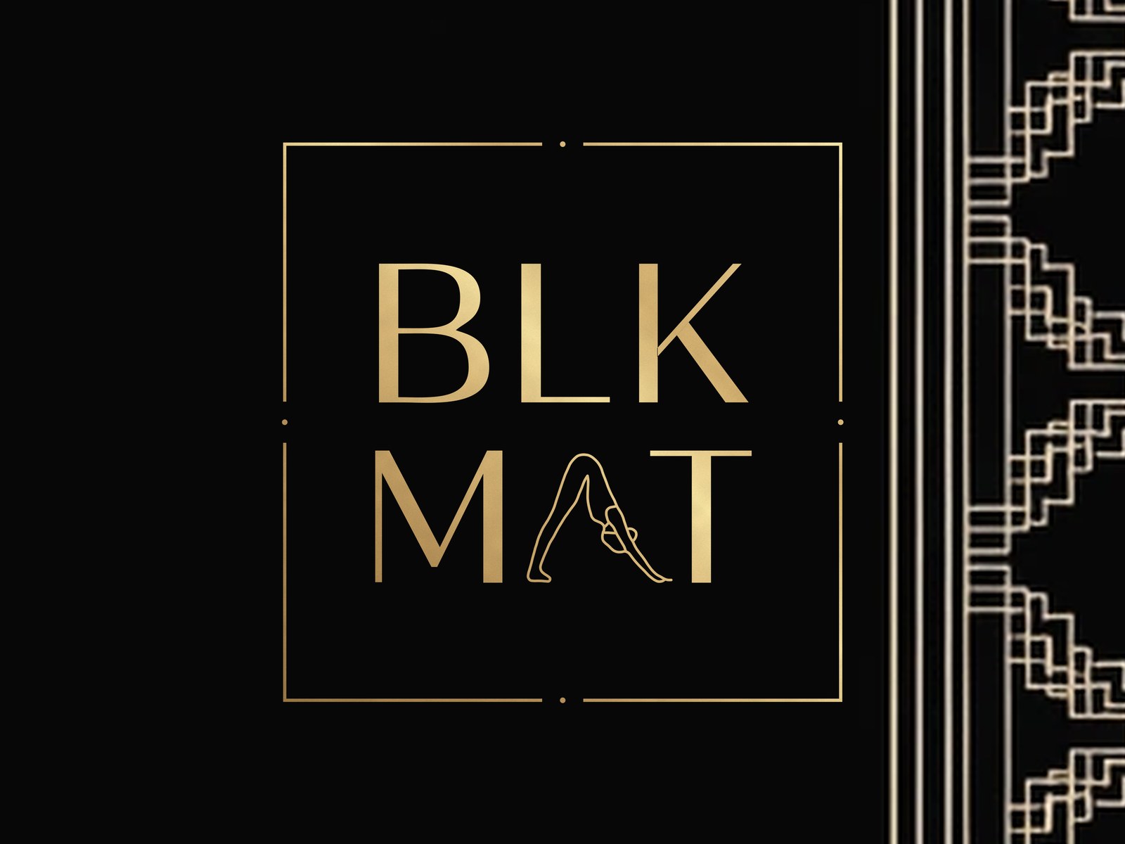 BLKMAT Bindu Grid yoga mat, close-up of the BLKMAT corner logo