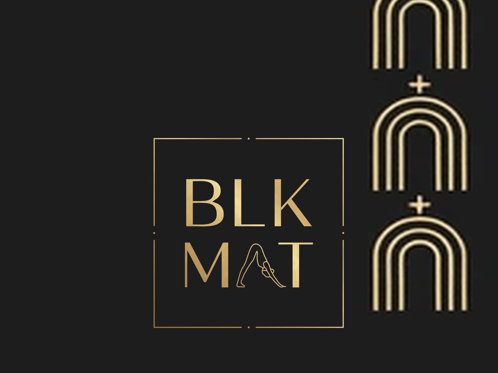 BLKMAT Crescent Silence yoga mat, close-up of the BLKMAT corner logo
