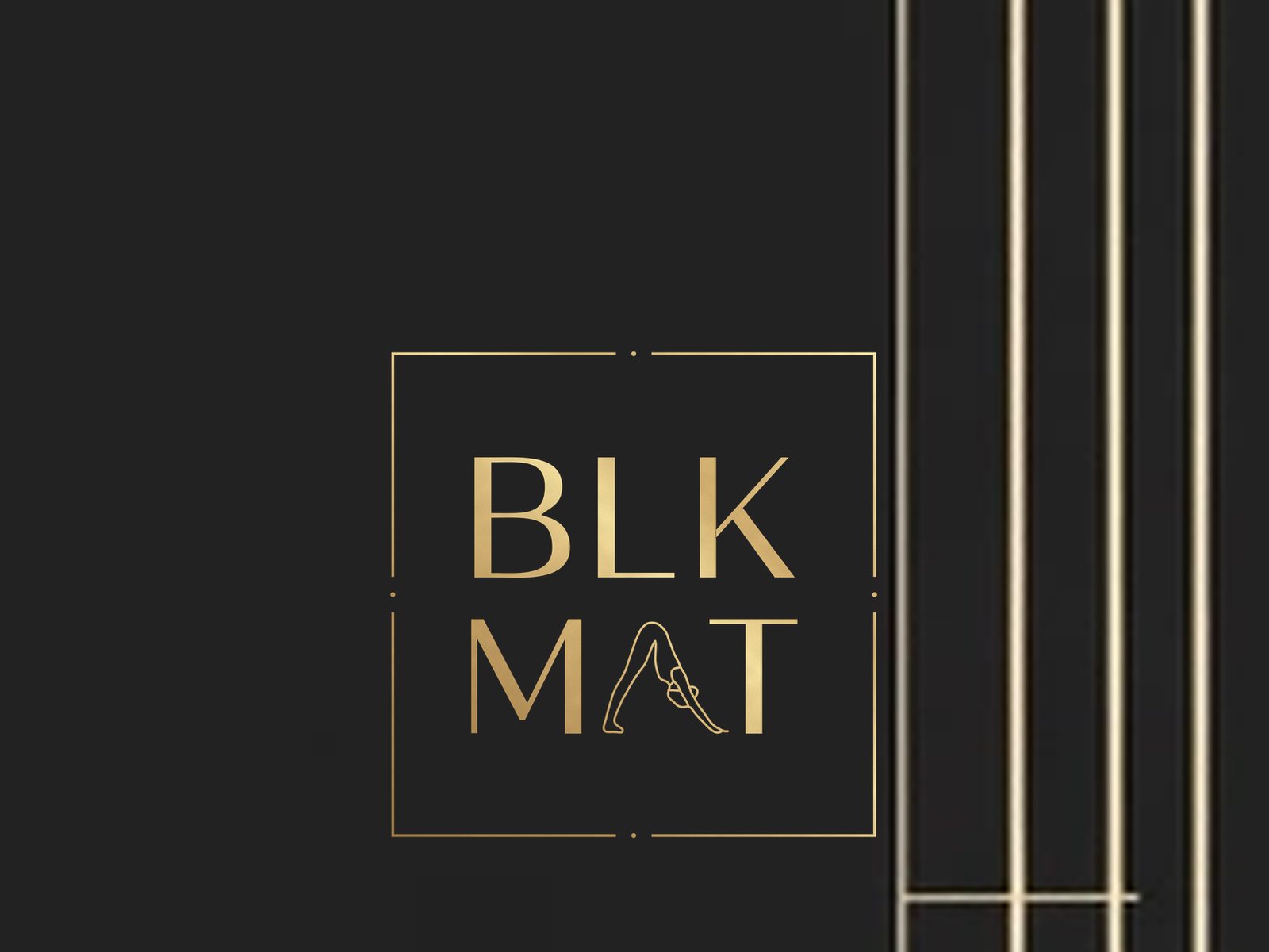 BLKMAT Lotus Gate yoga mat, close-up of the BLKMAT corner logo