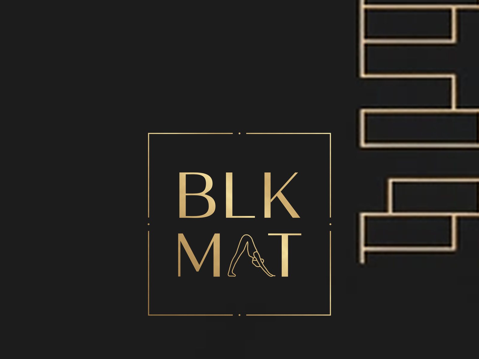 BLKMAT Mission Arch yoga mat, close-up of the BLKMAT corner logo