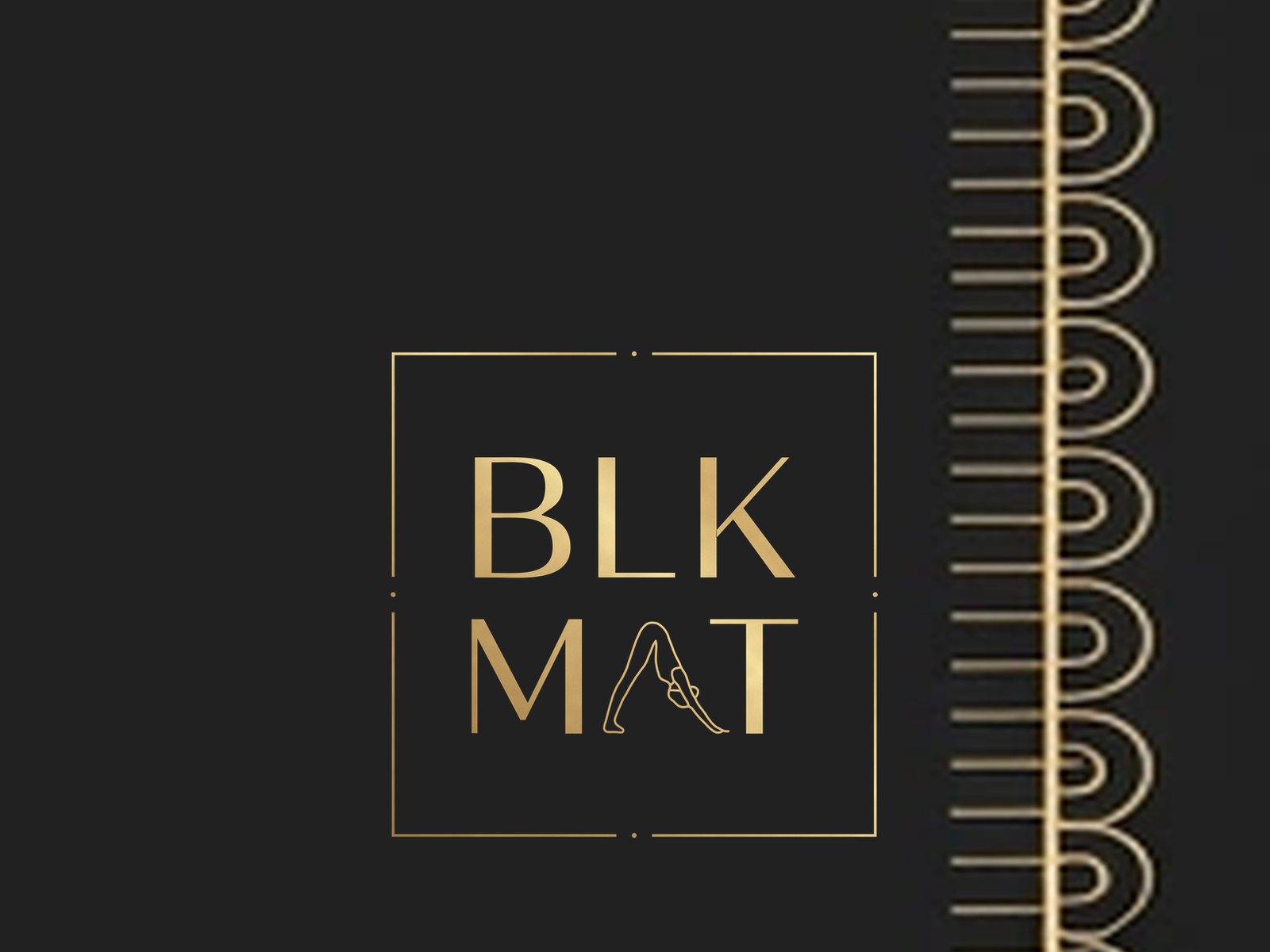 BLKMAT Prayer Band yoga mat, close-up of the BLKMAT corner logo