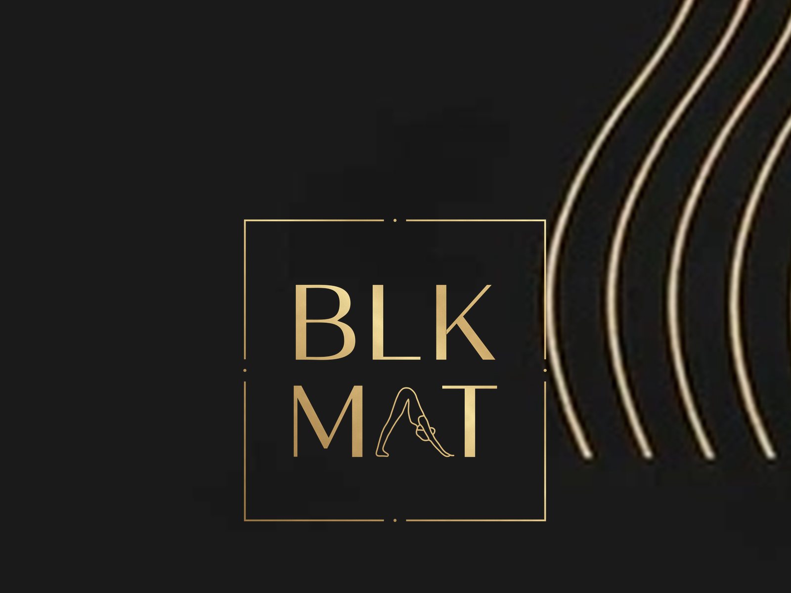 BLKMAT Ridgeline yoga mat, close-up of the BLKMAT corner logo