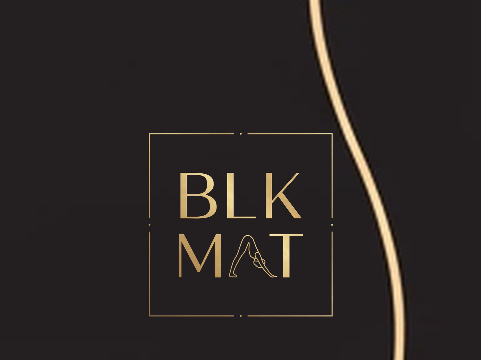 BLKMAT Unity Ocean yoga mat, close-up of the BLKMAT corner logo